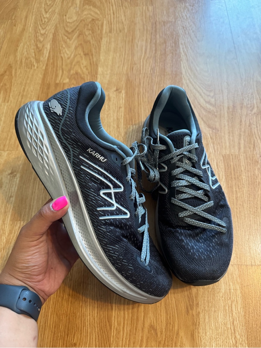 Karhu Synchron 2.5 running shoes